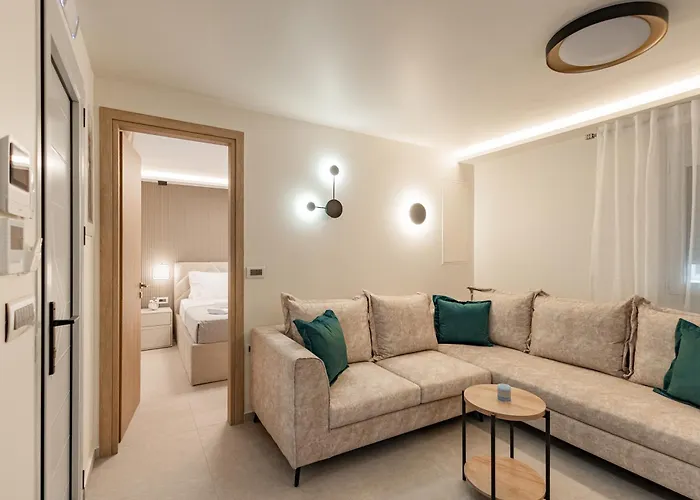 Fa & F Argostoli (Kefalonia)